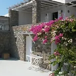 Great House For Quiet And Relaxing Holiday home Ano Mera