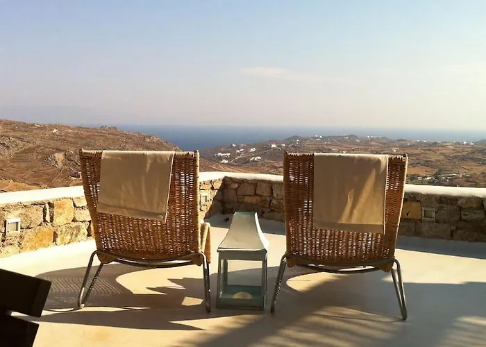 Great House For Quiet And Relaxing