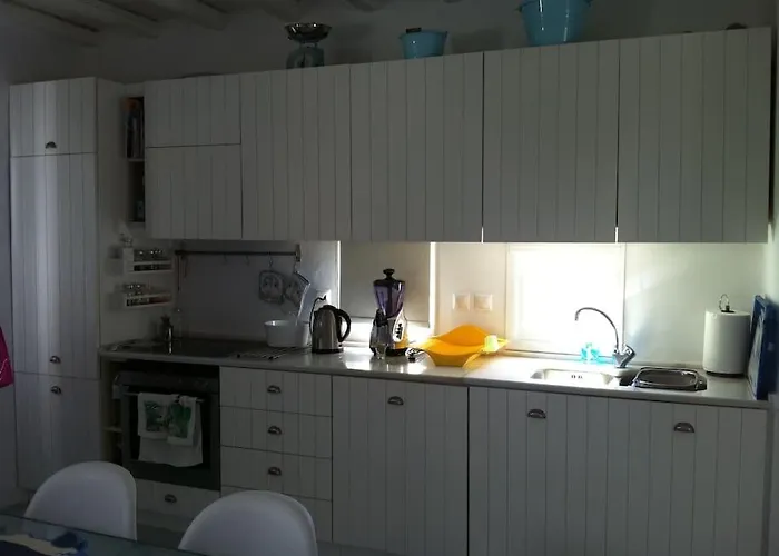 Great House For Quiet And Relaxing