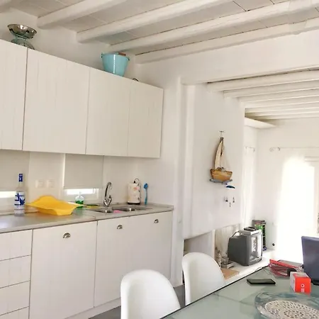 Great House For Quiet And Relaxing Holiday home Ano Mera